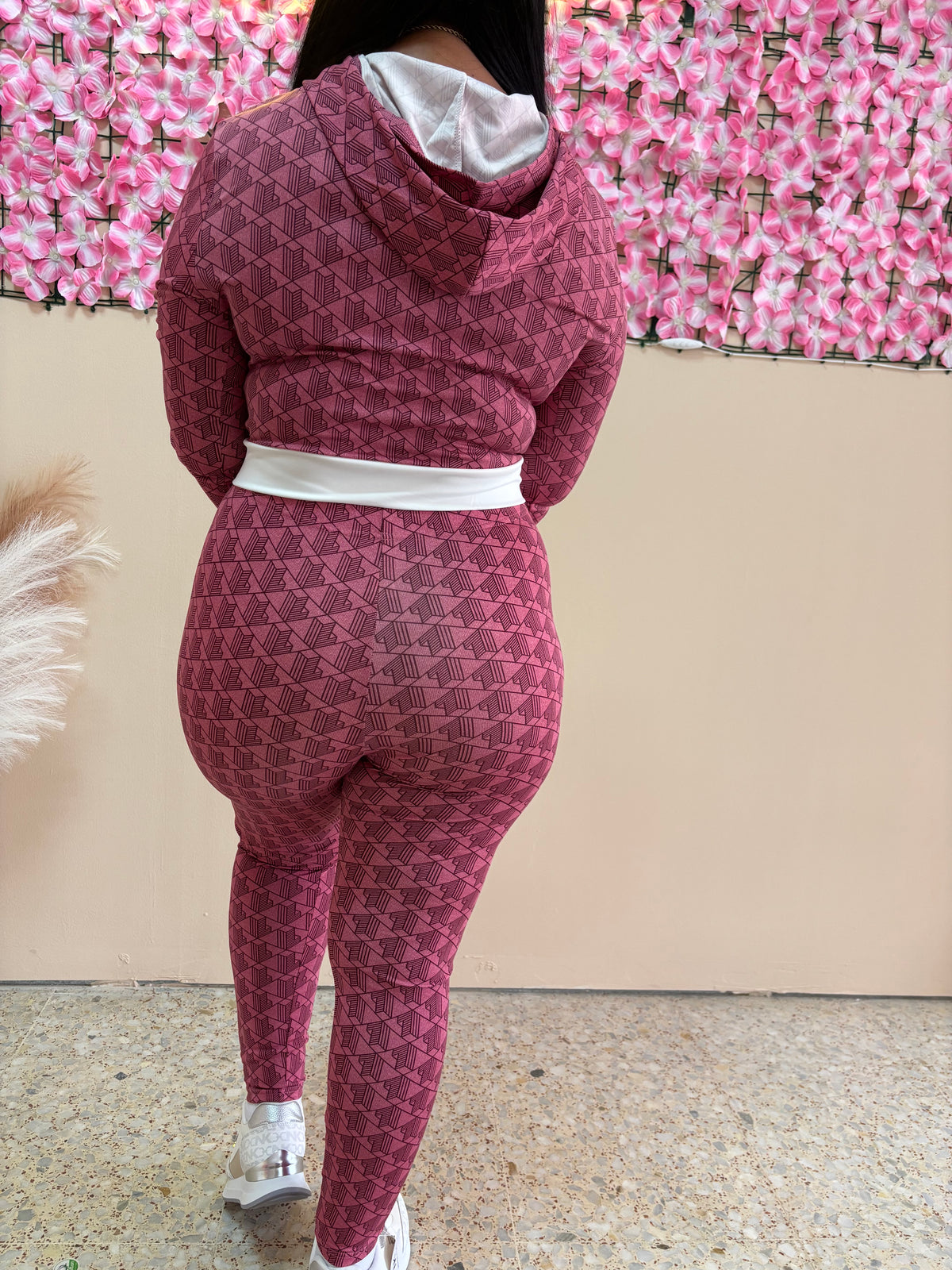 Conjunto cocodrilo rosa